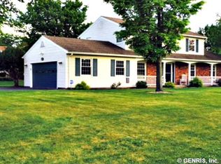 182 Pen Creek Dr, Webster, NY 14580