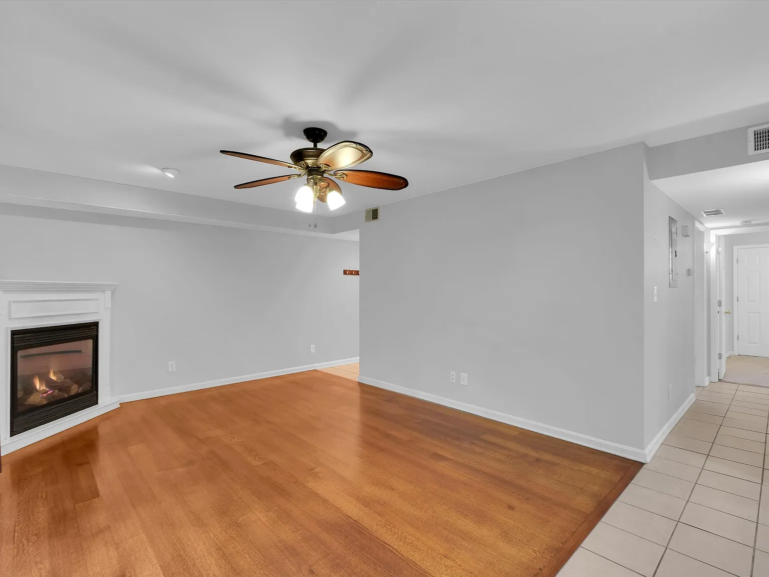 739 North Hite Avenue - 1 — Photo 2