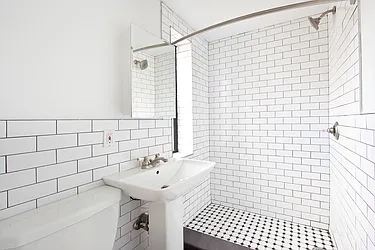 Rented by R New York