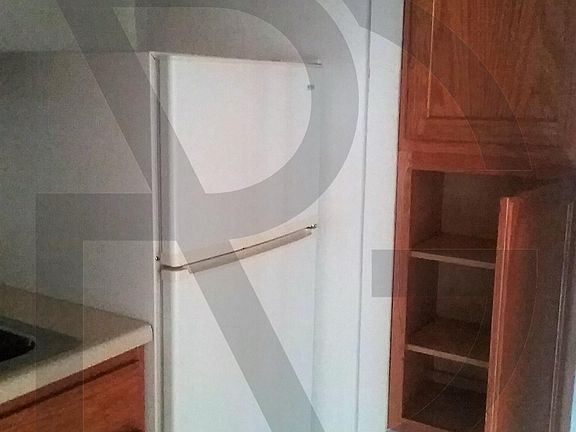 5th image of 1166 N Dearborn St #1164210
