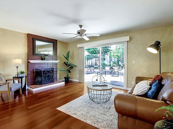4th image of 4923 Kenlar Dr