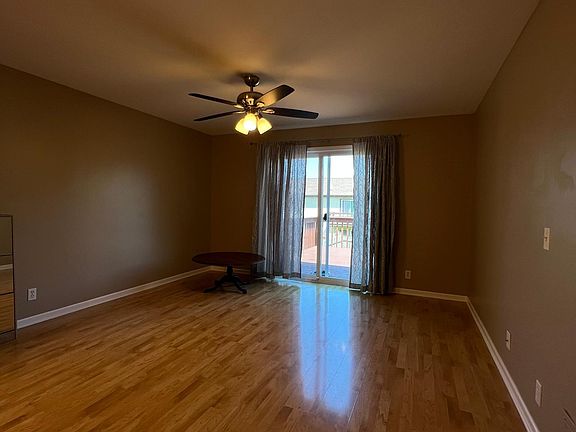 5th image of 655 Ziegler Dr