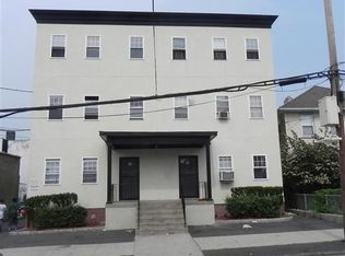 45 Charles St, New Rochelle, NY 10801