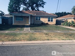 1535 Pressburg St, New Orleans, LA 70122