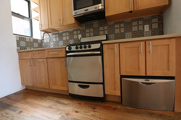 Rented by Compass | media 4