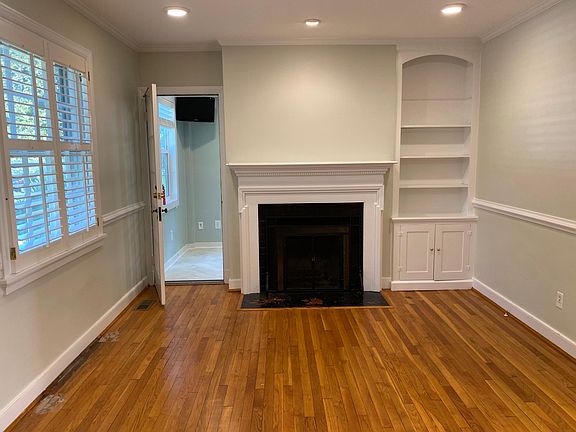 5th image of 4615 Kensington Ave