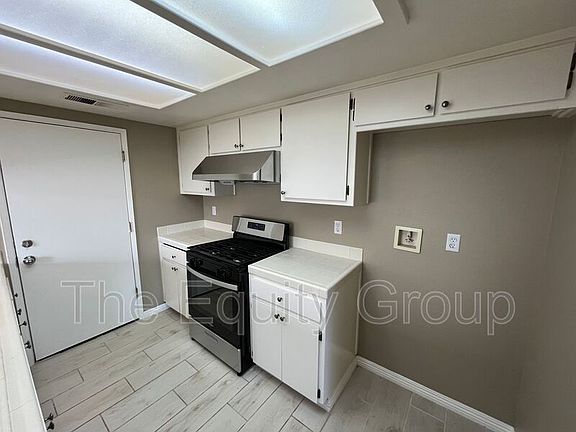 5th image of 1435 Cottage Pl #A