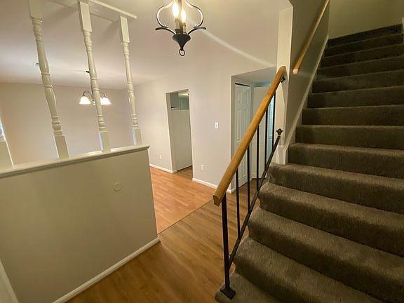 4th image of 38 Charles Parish Dr