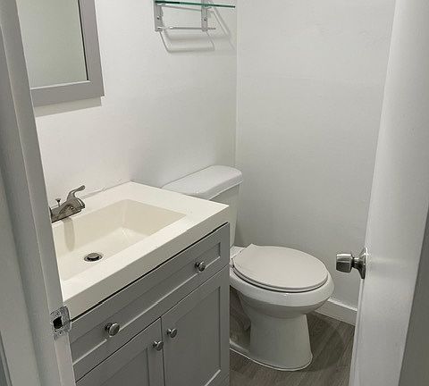 5th image of 9365 Fontainebleau Blvd E APT 1-222