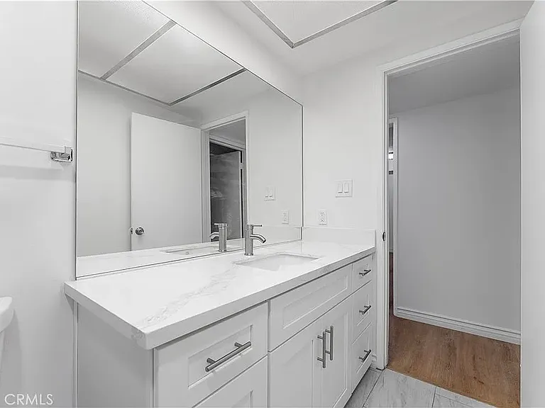 1015 N Michillinda Ave #114 — Photo 11