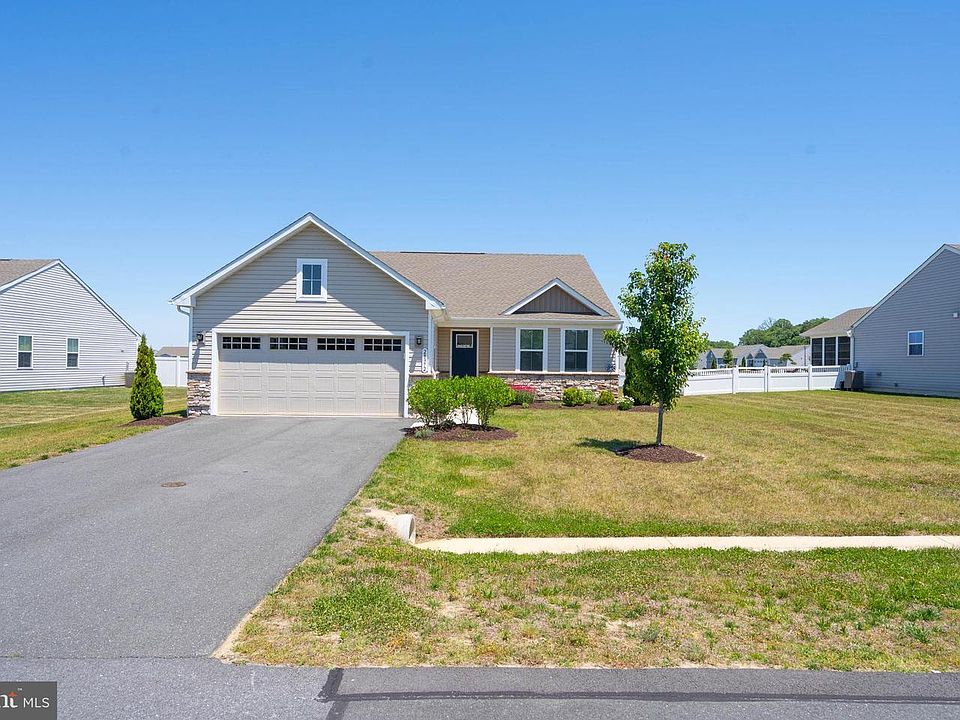 1st image of 28372 Liberty Ln