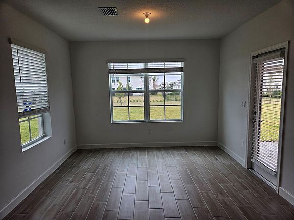 5th image of 19576 Whispering Creek Rd