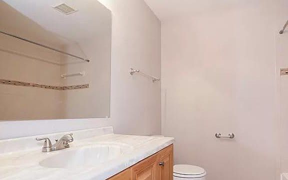 4th image of 1203 Julian St
