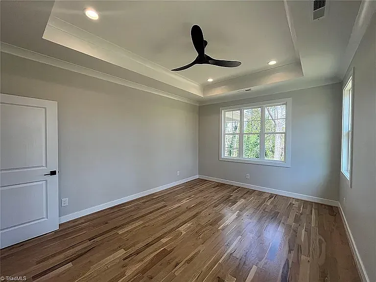 3 bed, 2622 sqft, $2,800 — Photo 3