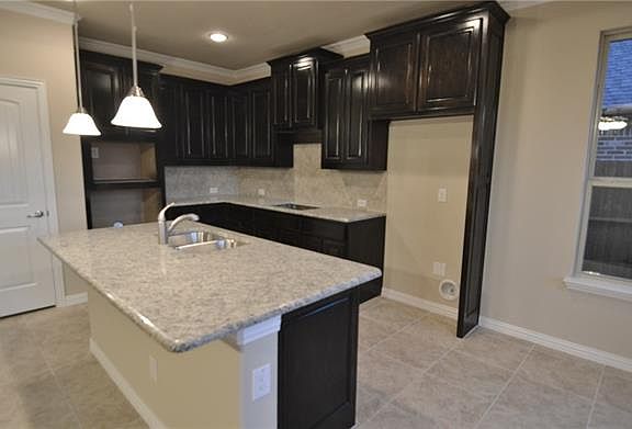 2nd image of 7503 Oxbow Dr