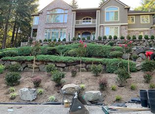 10915 SW Avocet Ct, Beaverton, OR 97007