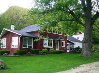 S6574 State Highway 35, De Soto, WI 54624