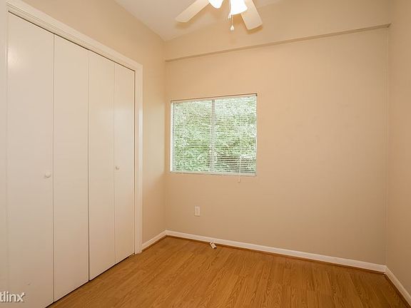 4th image of 32218A Shady Dr