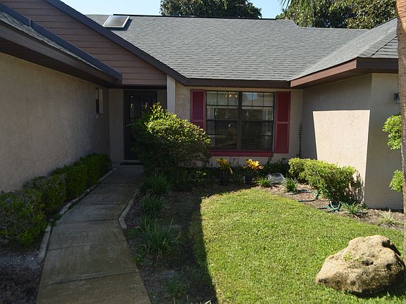 5th image of 138 Pierside Dr