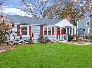41 Missouri Dr, Warwick, RI 02886