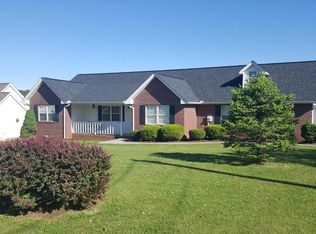 2036 Strawberry Dr, New Market, TN 37820