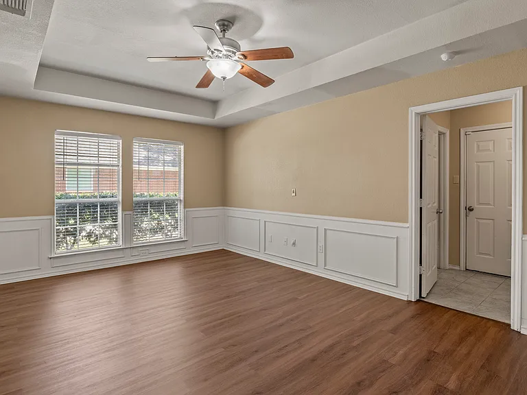 3715 Dahlia Dr — Photo 9