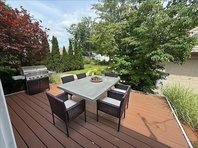 Deck off back kitchen door- Virtually staged to show possibilities