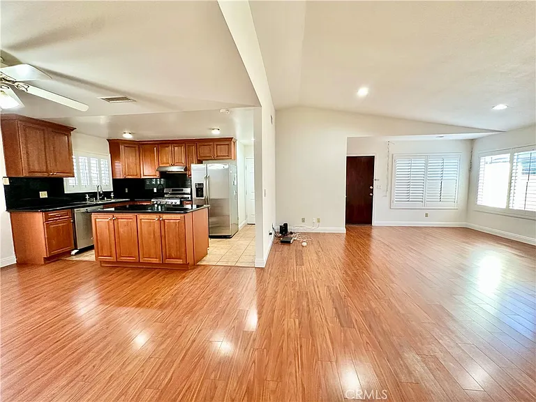 18113 Elaine Ave — Photo 9
