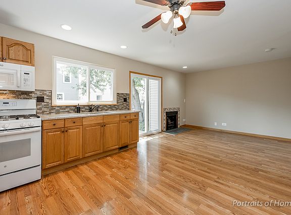5th image of 29W467 Candlewood Ln