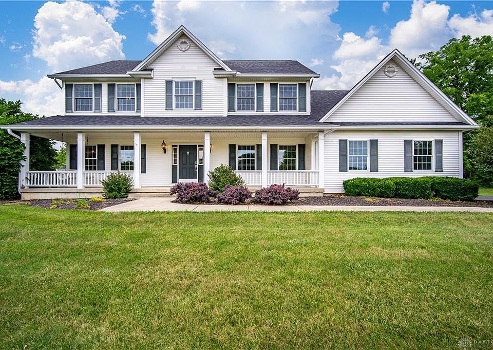 1st image of 120 Woods Edge Ct