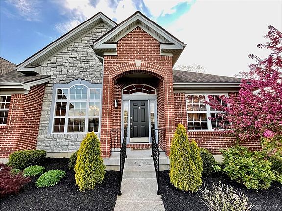 3rd image of 329 Sackett Dr