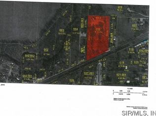 8 Oasis Dr, Edwardsville, IL 62025