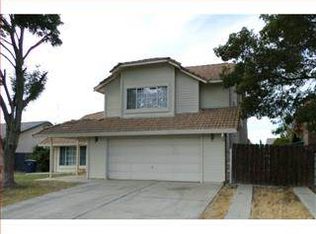 712 Olivewood Dr, Los Banos, CA 93635