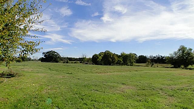2nd image of 3055 County Road 121