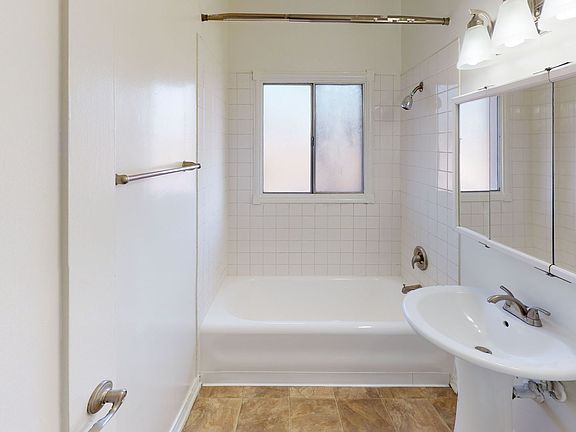 3rd image of 901 Irolo St APT 308