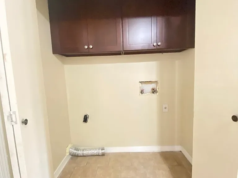3023 Toulon Dr — Photo 7