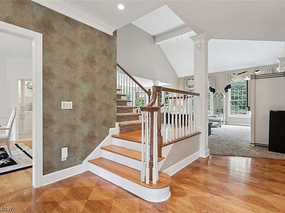 5th image of 508 Manor Brook Dr