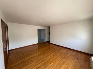 145 E Palatine Rd APT 1B, Palatine, IL 60067