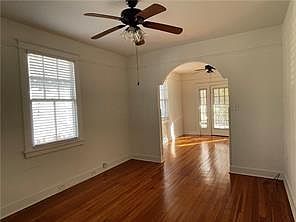 2nd image of 2935 Maurepas St