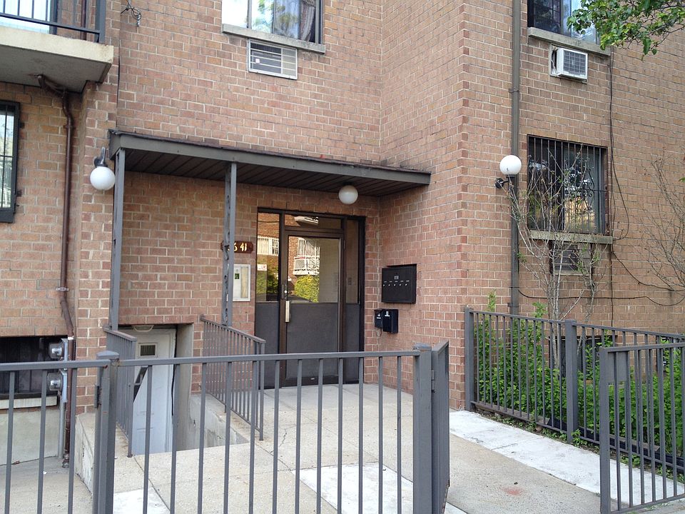Building Photo 4