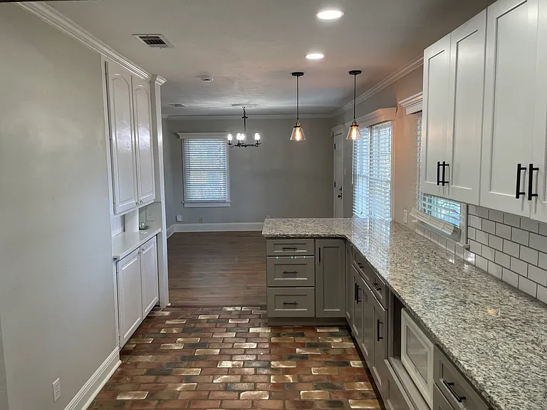 2265 Glasgow Ave — Photo 22