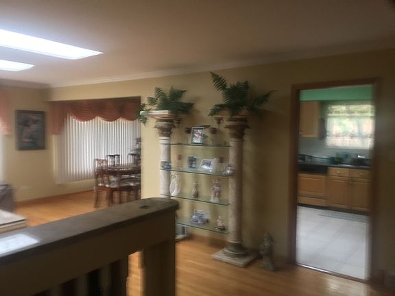 5th image of 7751 Churchill Ave
