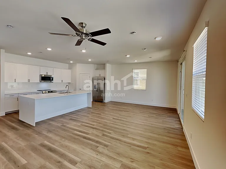 9118 Fiesta Impatiens Ct — Photo 6