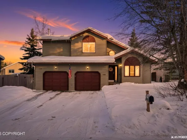 12201 Woodchase Cir, Anchorage, AK 99516