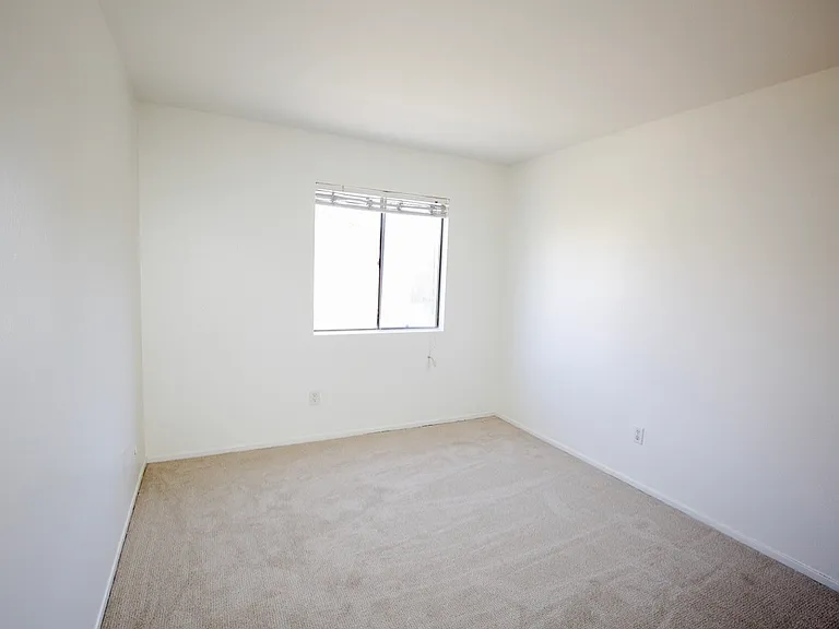 543 Victoria St #O — Photo 20