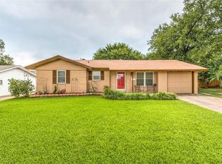 2822 Rutgers Dr, Irving, TX 75062