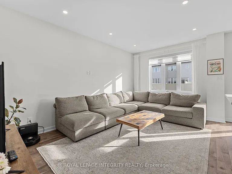 43 Finglas Ct — Photo 5
