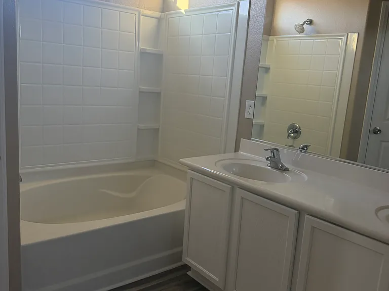 6314 Barrington Bridge Ave — Photo 21