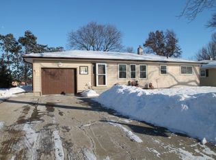 623 Birkinbine Dr, Sun Prairie, WI 53590