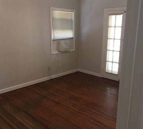 3rd image of 1618 U St